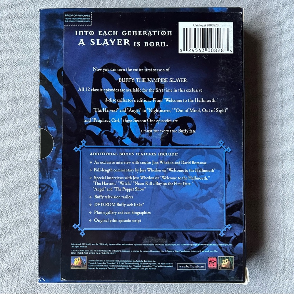 Buffy The Vampire Slayer ~ The Complete First Season on DVD - Picture 2 of 7